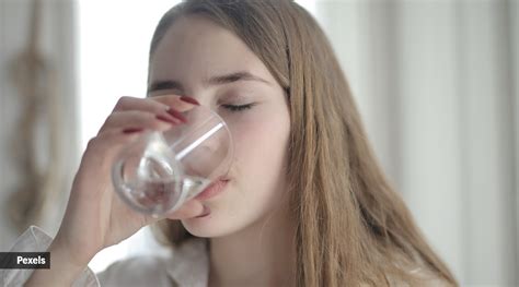 Is Hot Water Bad for You? The Truth About This Popular Health Trend - Hunter Games Magazine