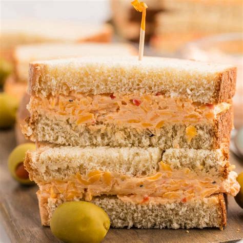 Pimento cheese sandwich - easy pimento sandwich recipe