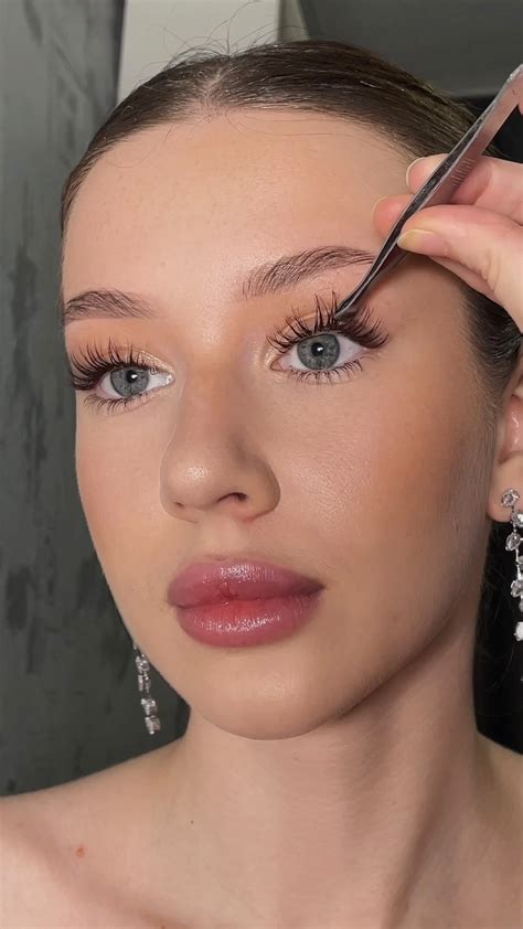 QUEENLASH I №1 LASH SERUM | Мы уверены, каждая девушка прекрасна сама ...