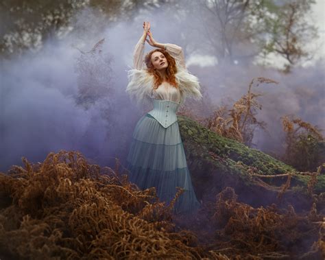 Amanda Swan - Graffitti Art VS Sexy Art !!! on Location Shoot for the