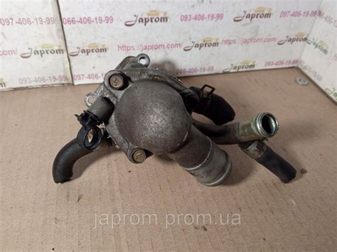 Корпус термостата Nissan Almera N15 Sunny N14 Primera P10 P11 GA14 GA16 ...