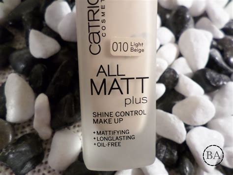Recenzija: CATRICE cosmetics ALL MATT puder.