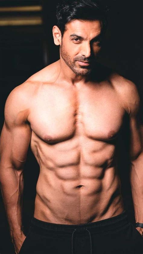 John Abraham Bodybuilding In Gym