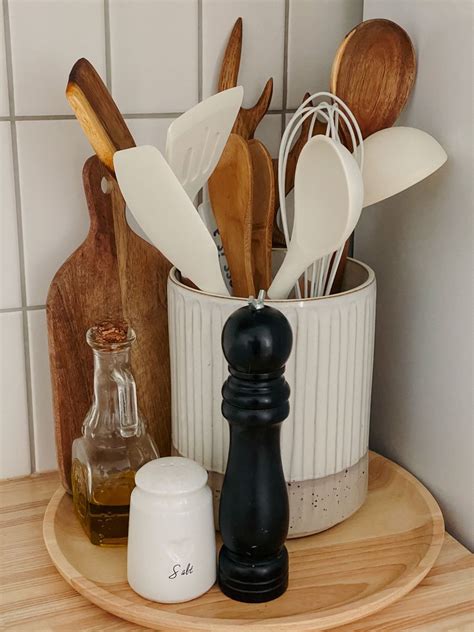 Кухонные принадлежности | Home decor kitchen, Kitchen decor hacks ...