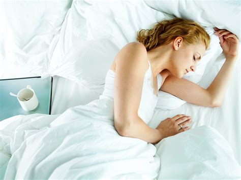 The best ways to sleep during pregnancy • Sleeping Positions • Meelu