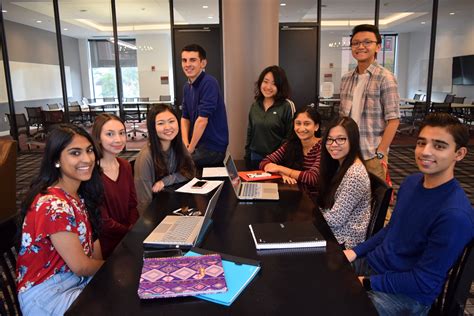 New Rutgers Program Transforms Premed Student Experience