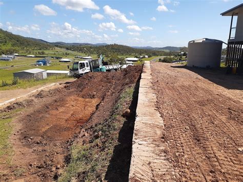 Fair Dinkum Diggers - 11 Brown St, Emu Park QLD 4710, Australia