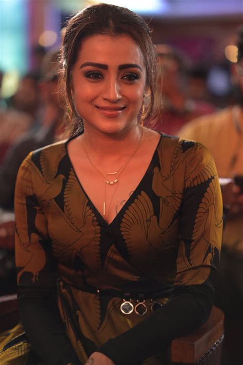 Trisha Krishnan [4024x6048] : r/BollywoodUHQonly