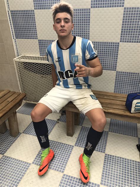 Yamil on Twitter: "Racing 1 Argentinos juniors 0, Féliz por el gol ...