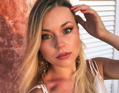 Ballando, Anastasia Kuzmina molestata da un uomo alle poste
