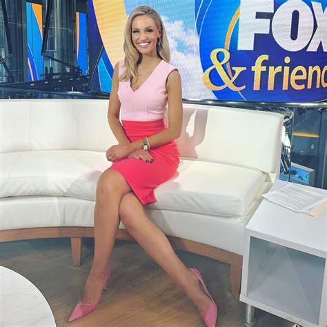 Carley Shimkus Height, Weight, and Physical Measurements - CeleHeights
