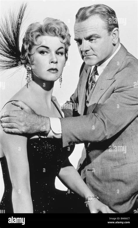 DORIS DAY & JAMES CAGNEY LOVE ME OR LEAVE ME (1955 Stock Photo ...