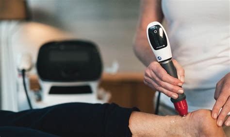 Extracorporeal Shockwave Therapy (ESWT) for Running Injuries