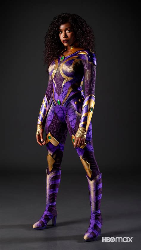 Anna Diop as Starfire : r/ladyladyboners