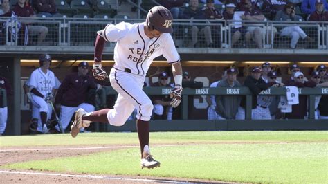 Baseball Photo Gallery: Pepperdine 2, Texas A&M 1 | TexAgs