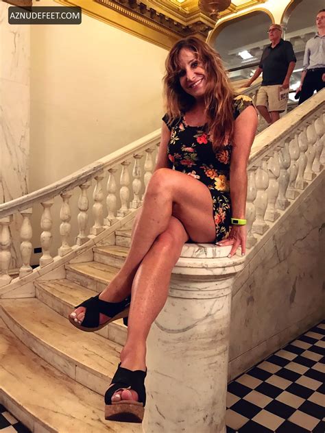 JENNIFER SAUCIER Feet - AZNudeFeet