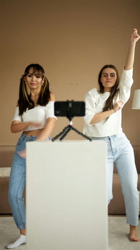 Black Girl Twerking Videos, Download The BEST Free 4k Stock Video