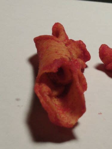 Купить Чипсы RARE ROSE Takis Fuego loose single chip в интернет ...