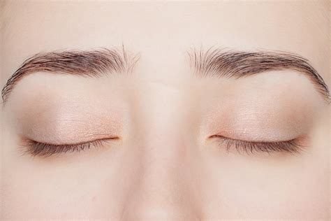 Жидкие тени Eye Tint Giorgio Armani. Обзор тинтов для глаз | Beauty Insider