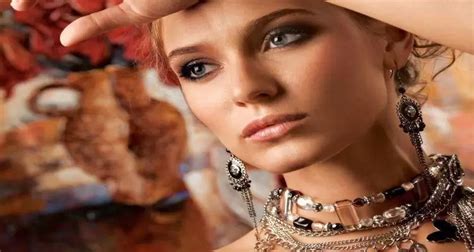 necklace pendants meanings meaningkosh