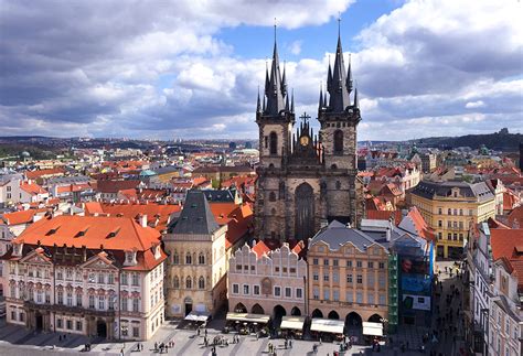 Survival Czech Travel Phrase Guide with Pronunciation