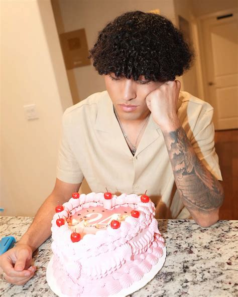 Anthony Vargas | 24 shots like im Kobe | Instagram