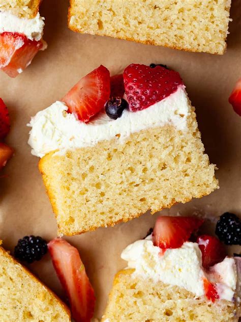 Gluten Free Strawberry Cake - The Gluten Free Austrian