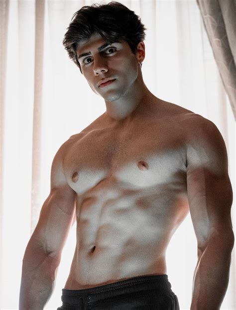 Petros (TikTok Star) Wiki, Biography, Age, Girlfriend, Family, Facts ...