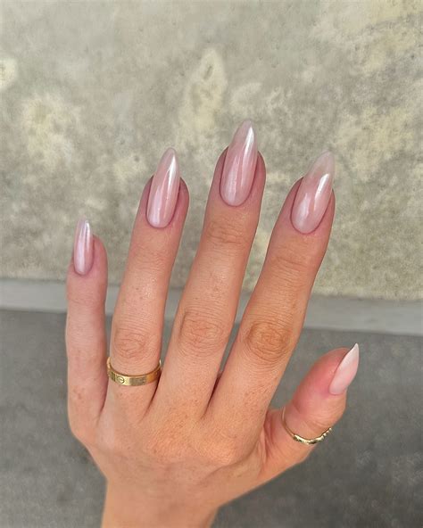 72+ Chic Natural-Colored Chrome Nail Ideas For 2025 - DrExplains