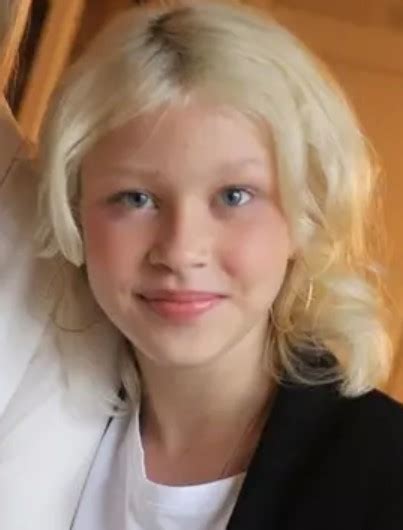 Анна Пересильд. Биография