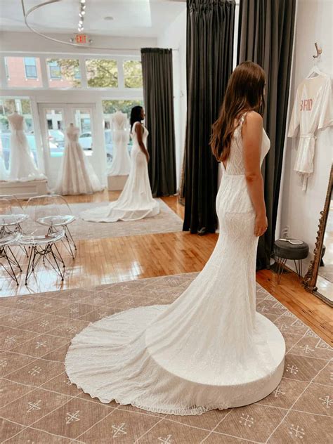 Savvy Bridal St. Louis: Top-Rated by Brides - Savvy Bridal