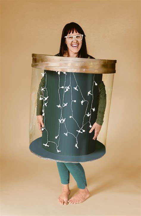 easy costumes that start with a 3