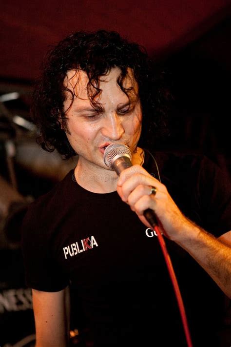 ionut stock   royalty  stock   dreamstime