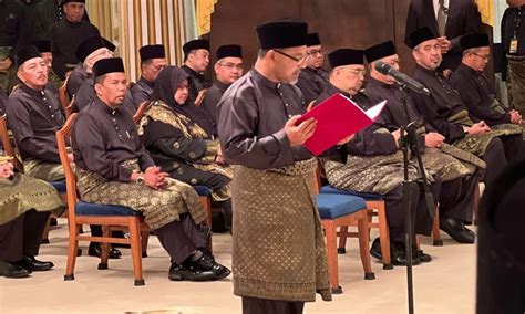 biodata menteri besar kelantan senarai exco terkini