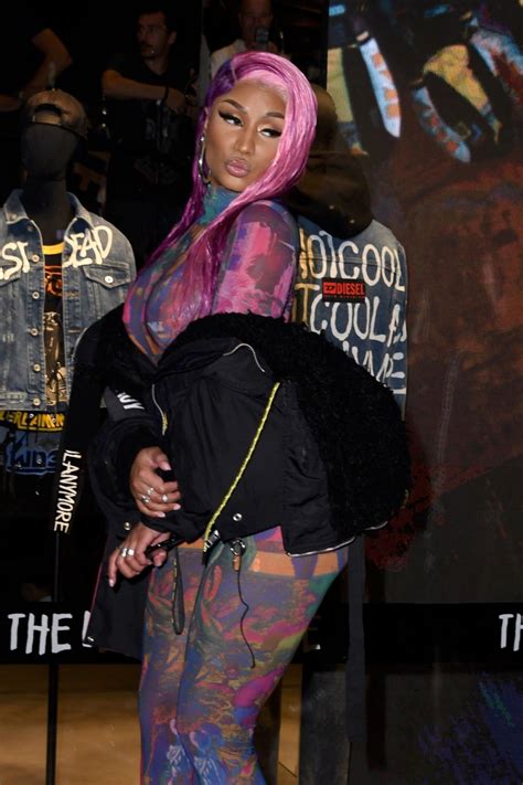 Nicki Minaj Braless Seethrough Boobs - Hot Celebs Home