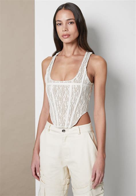 SS23 WOMAN | Manière De Voir