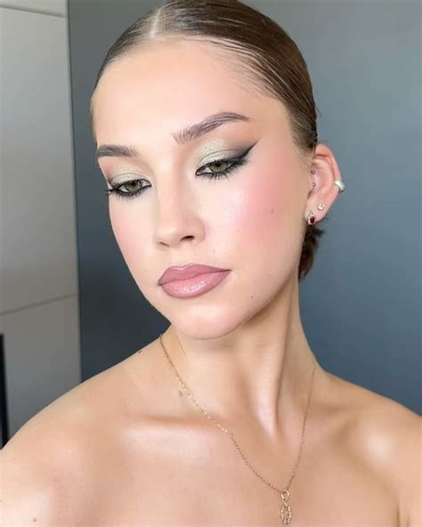 ВИЗАЖИСТ МАКИЯЖ ДУБАЙ | MAKEUP ARTIST DUBAI | Одна из демонстраций на ...