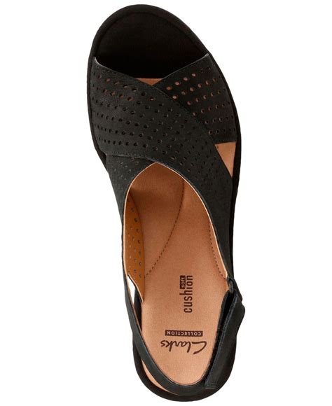 Clarks Leather Women's Reedly Variel Wedge Sandals in Black - Lyst