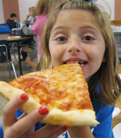 “Cheese pizza and little girl” information – Image library – EPRCI