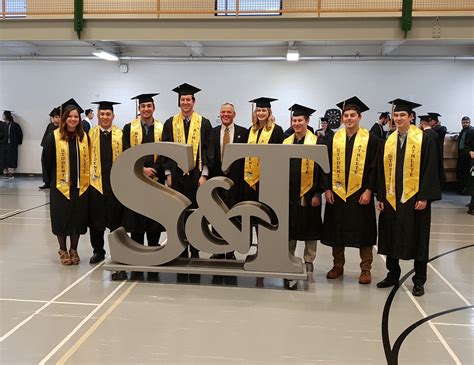 Stacy Burk (@stacy_burk) / Twitter