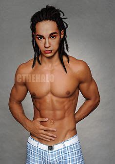 GOOD GOD he is gorgeous! Where have you been all my life, Tom Kaulitz ...