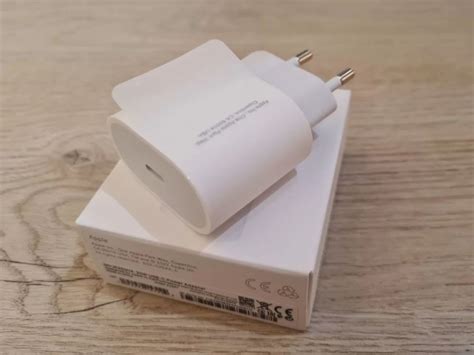 Зарядка айфон блок питания адаптер iPhone USB-C 20W Apple Оригинальный ...