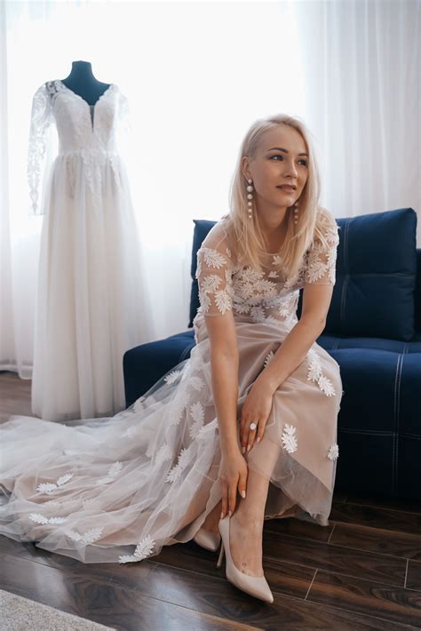 СВАДЕБНОЕ ПЛАТЬЕ РЫБКА "GLORYA" - Tiara Dress