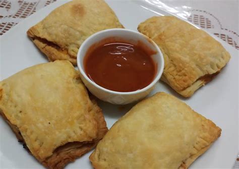 Pizza Puff Recipe by Mital Viramgama - Cookpad