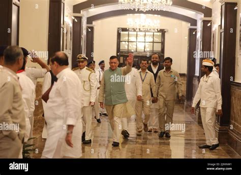 vidhan sabha uttar pradesh  res stock photography  images alamy