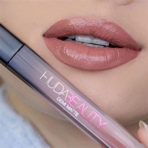 Помада huda beauty demi matte day slayer — цена 350 грн в каталоге ...