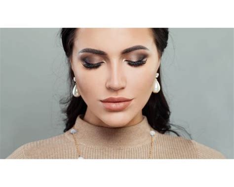 25 Stunning Eye Makeup Looks And Ideas For Inspiration | Fabbon