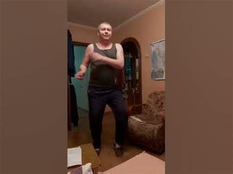 Сын Деда Жжёт танцует под Хабиб Грустинка - YouTube