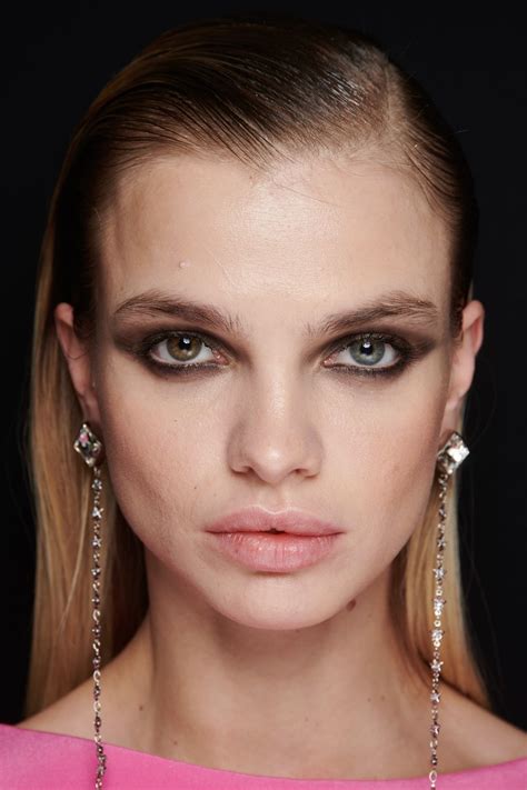 Enchanting Beauty Trends From The Paris Haute Couture Week SS’23