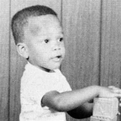 All About Jamie Foxx’s Family, Including His Mom Louise, Stepdad George
